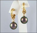 Boucles d'oreilles 2 perles rondes cat. BC très beau lustre 10,20mm or 18K et 2 diamants poids total 0,06ct SI (bopys10022)